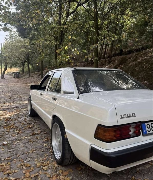 Mercedes 190d 2.0