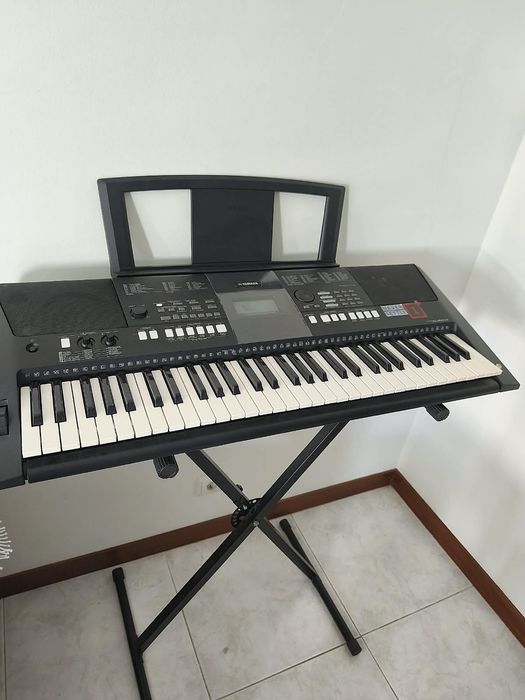 Teclado musical yamara
