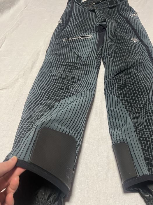 Оригінальний напівкомбінезон гірськолижний Descente 50 розмір унісекс