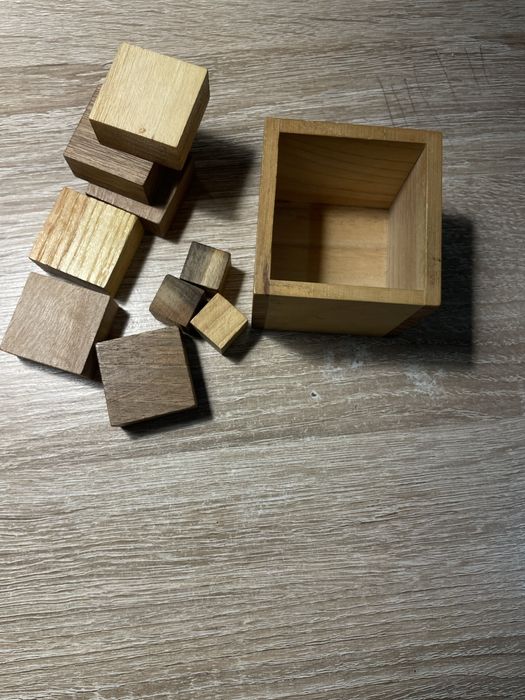 Головоломки з дерева