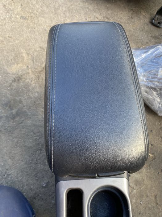 Задний диван Mitsubishi Outlander XL 2006-2012 год сиденья карты