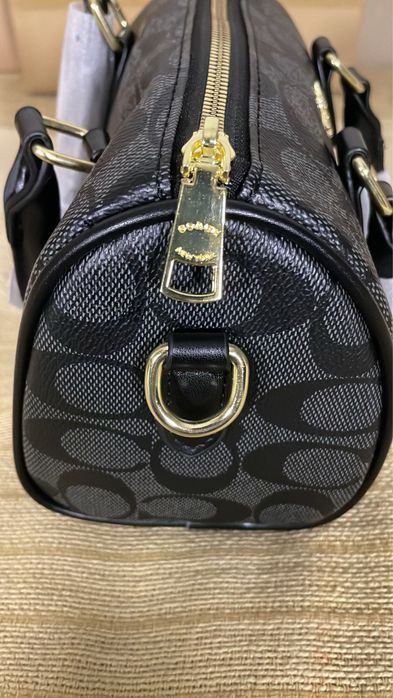 Mala Coach Monograma Preto/Cinza com Ferragens Douradas
