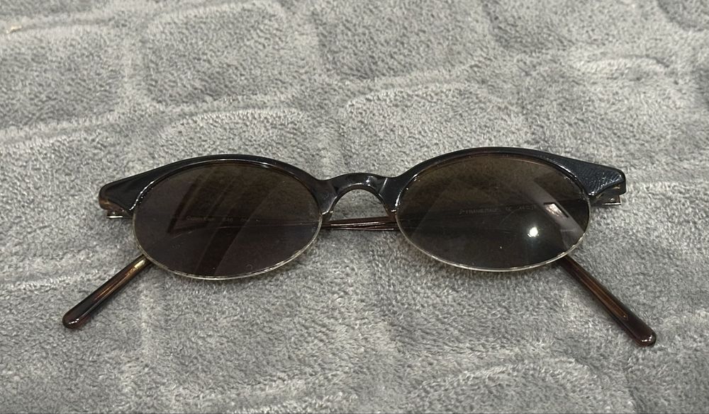 Сонцезахисні окуляри Calvin Klein