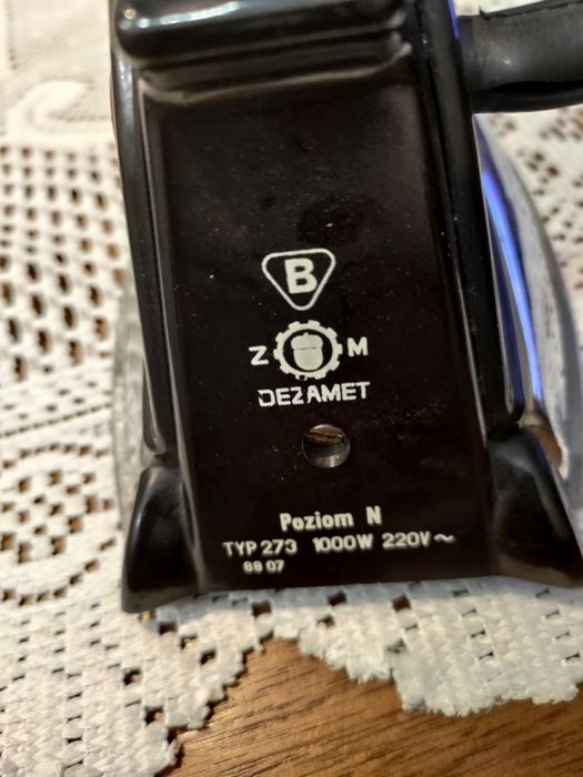 Sprzedam żelazko PRL