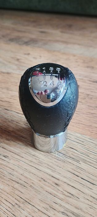 Gałka biegów MAZDA 6 3 5 – 6 BIEGÓW | SKÓRA NATURALNA | Stan BDB!