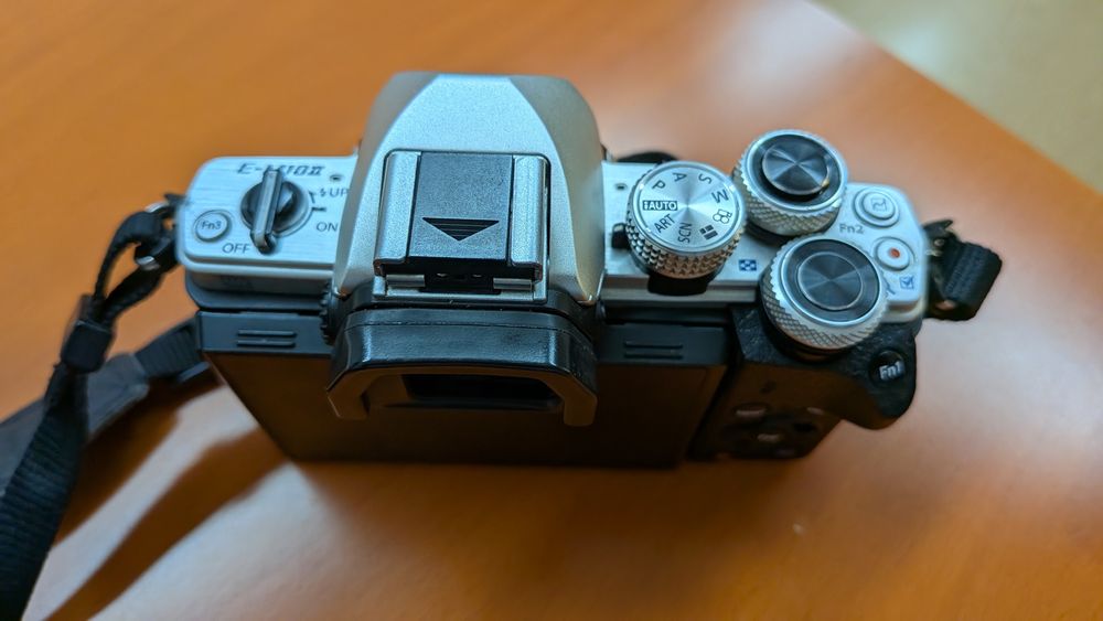 Olympus m10 Mark II e lente Olympus