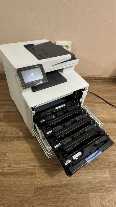 Принтер МФУ HP M477fdn