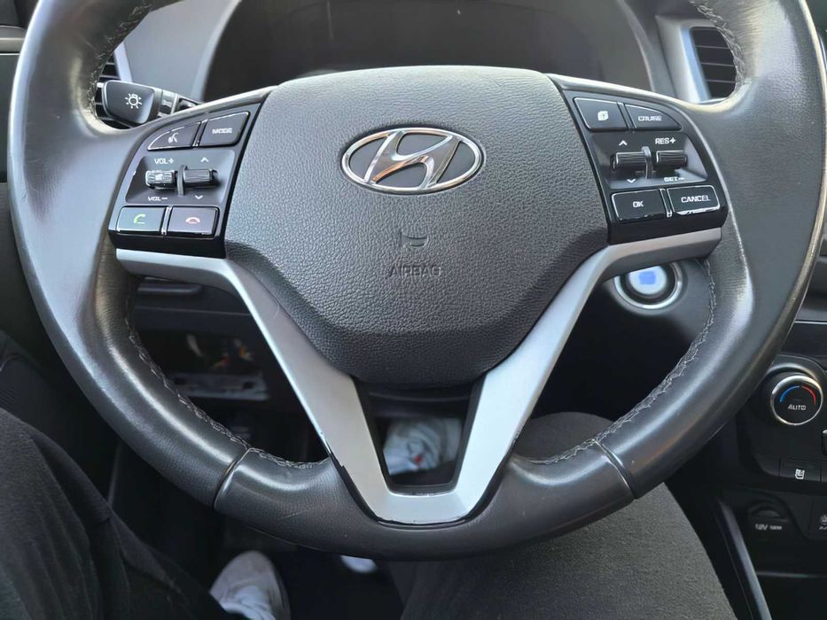 Hyundai Tucson Limited      2016