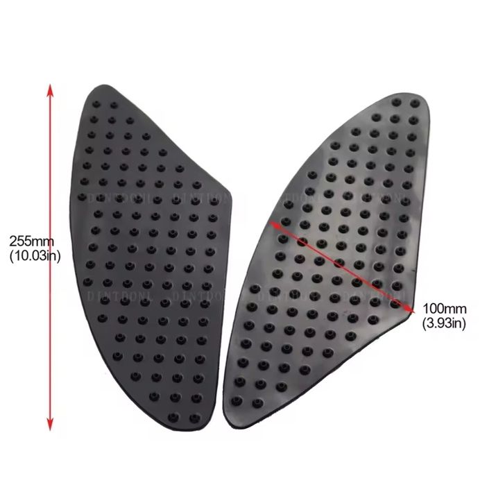 Захисна накладка на бак мотоцикла.