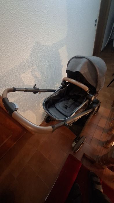 Carrinho bebé confort