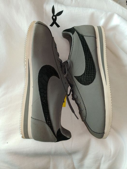 Nike Classic Cortez Leather SE (артикул 861535-007).