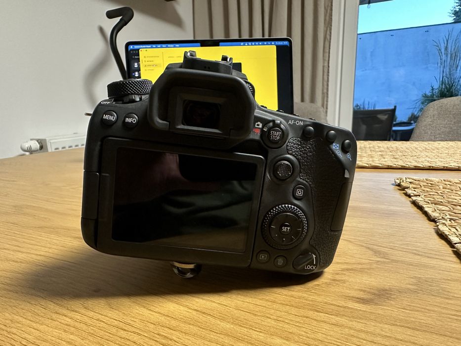 Canon EOS 90D body | Stan idealny | Przebieg poniżej 10 tys. zdjęć