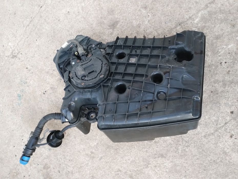 Mercedes E-klasa w213 kombi zbiornik adblue