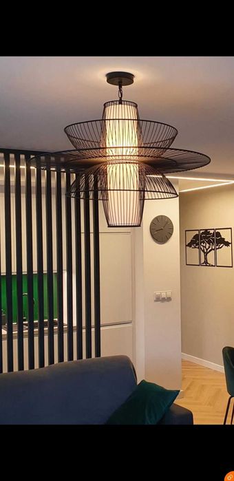 Lampa industrialna czarna  sufitowa