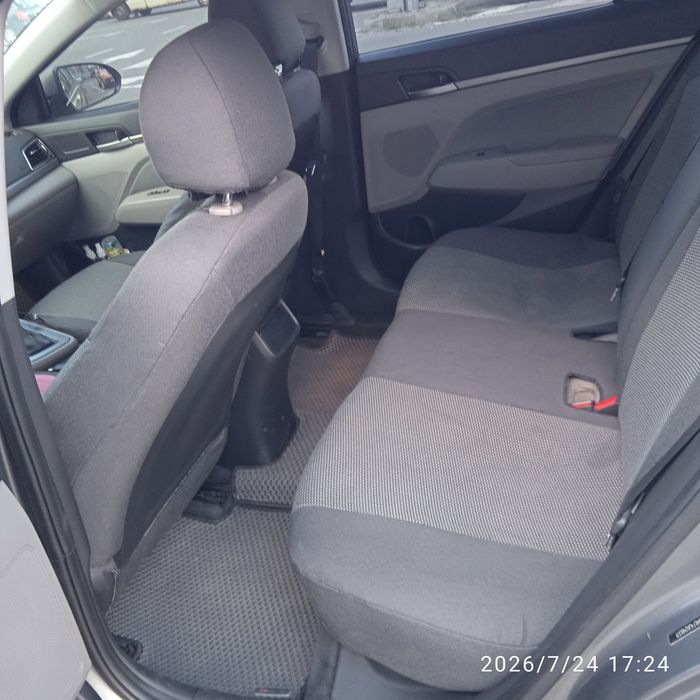 Hyundai Elantra!!