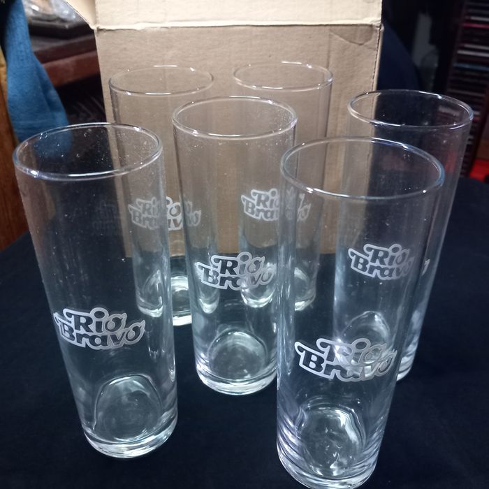 Caixa com 6 copos altos
