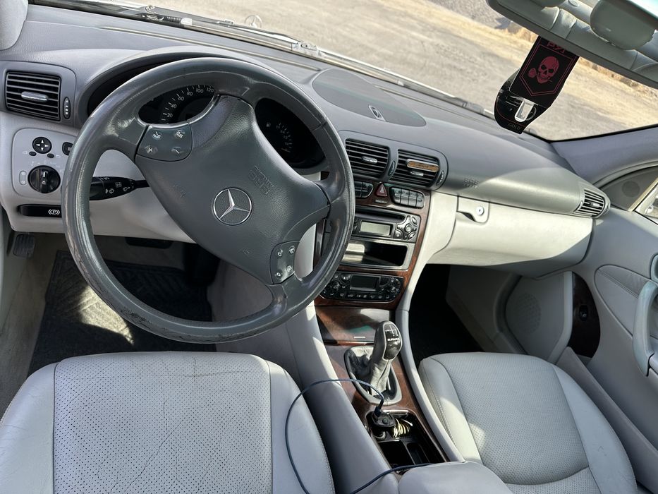 Продам Mercedes-Benz C-200 2003