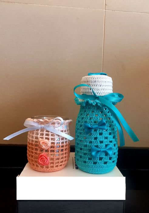 Peças decorativas em crochet feitas à mão