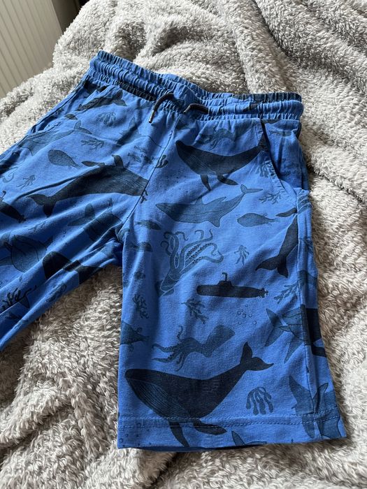 materiałowe spodenki z gumką w pasie