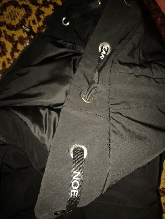 Куртка жіноча, буде на 42 розмір