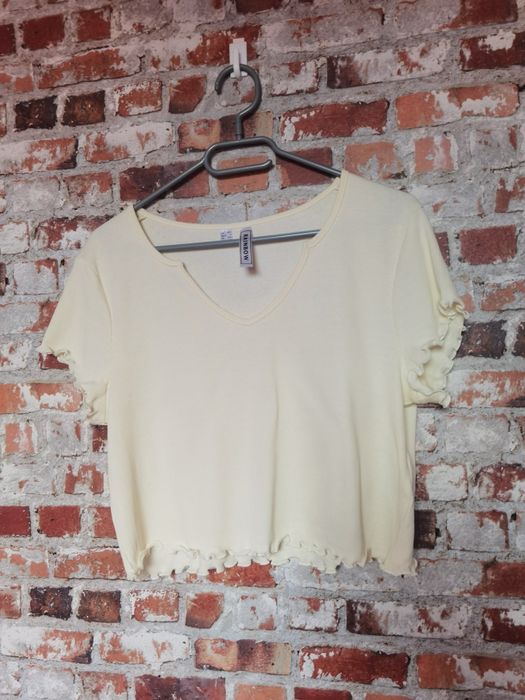 Kremowy crop top Rainbow r. 40-42
