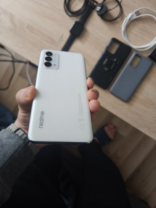 Realme GT Master Edition + Powerbank 8800 mAh + Realme Watch 2 Pro – z