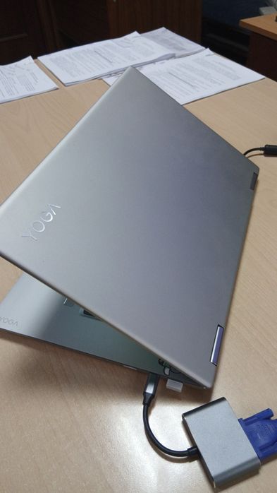 Lenovo YOGA 720-15IKB