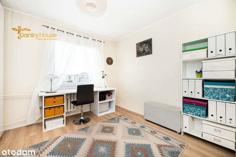 3 Pokoje Z Dużym Balkonem I Piwnicą 5 m²