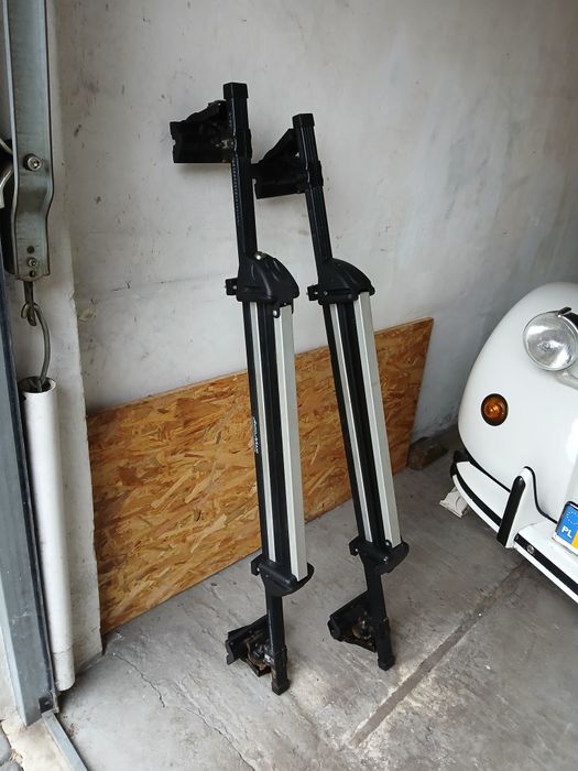 Bagażnik dachowy narciarski