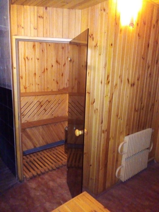 Продам комерційну нерухомість