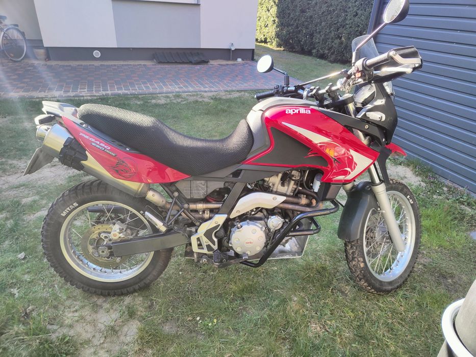 Aprilia Pegaso Trail