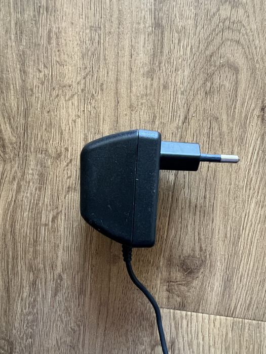 Ladowarka sieciowa Nokia