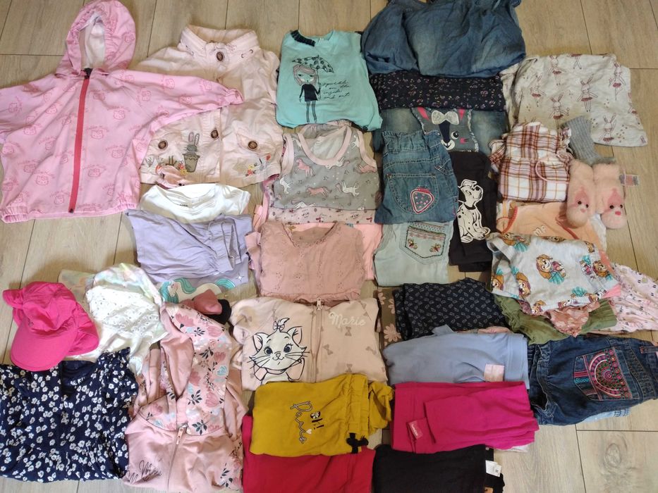 Zestaw ubrań i buty dla dziewczynki 3 lata