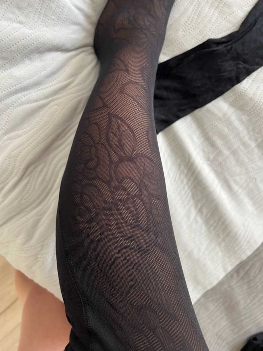 NOWE rajstopy w kwiaty S