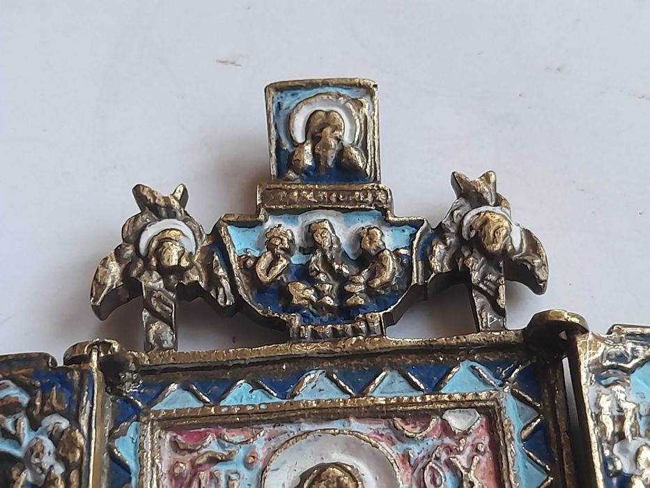 Prawosławna ikona podróżna z Matką Boską i aniołkami (mosiężna)