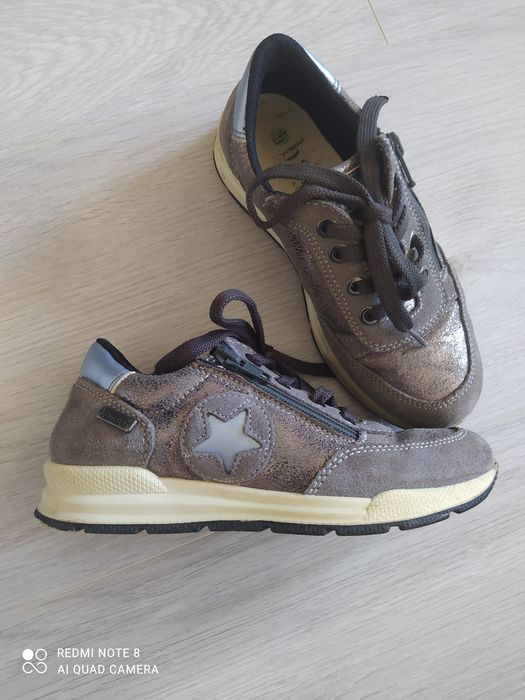 Adidasy dla dziewczynki