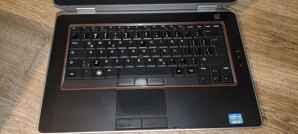 Laptop Dell  Latitude E6420