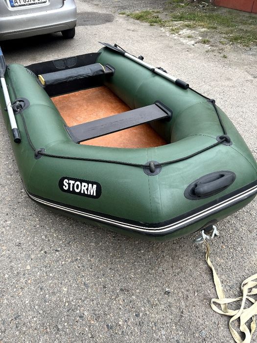 Продам човен гумовий