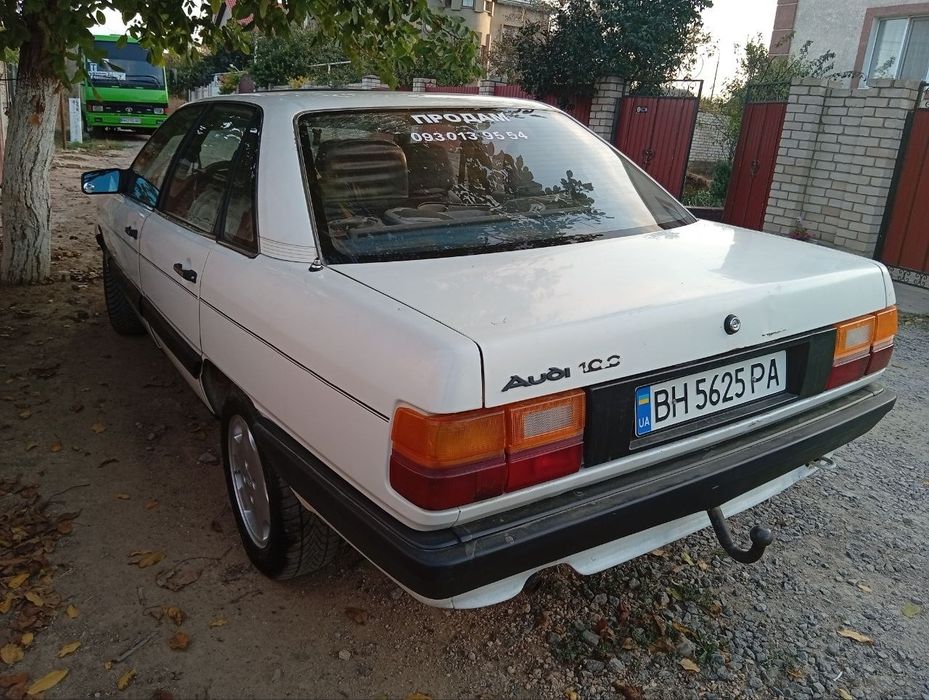 Продажа машины AUDI 100