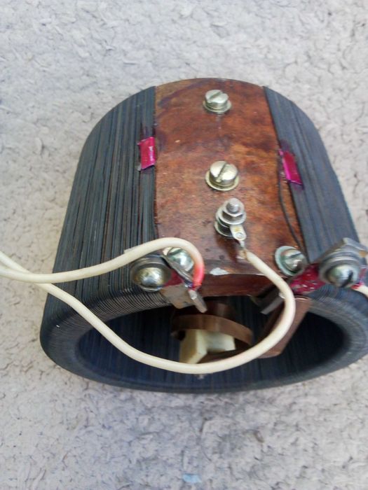 Резистор змінного опору