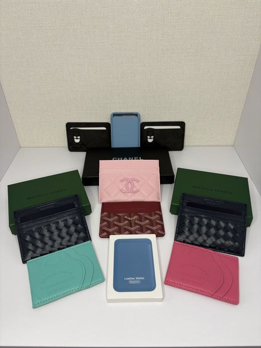Великий розпродаж кард холдерів Chanel, Bottega, Goyard, Tiffany,Apple