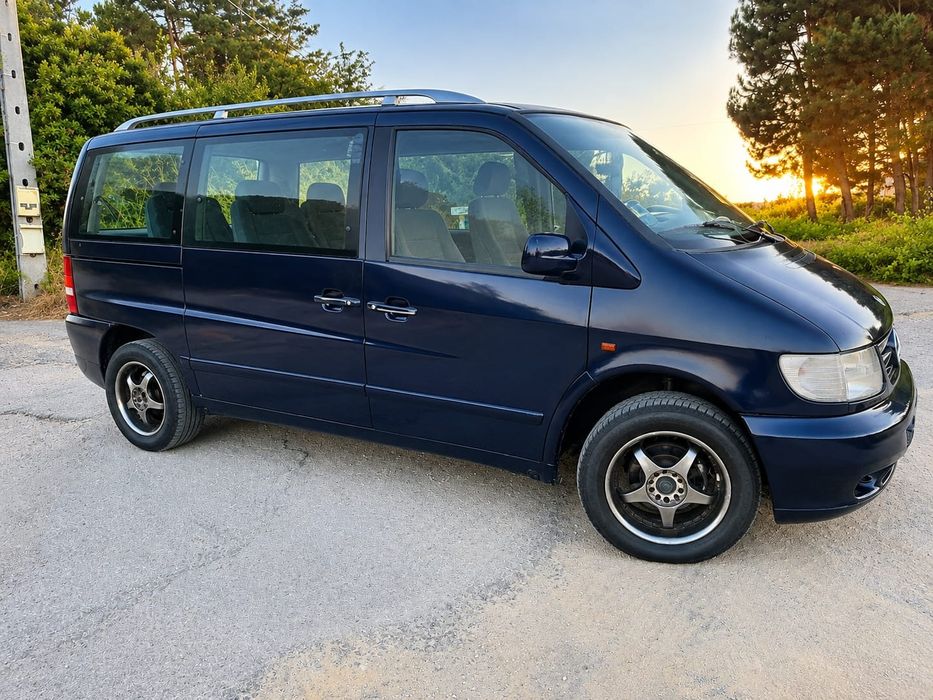 Mercedes-Benz V230 TD  7lugares individuais como nova