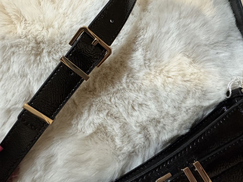 Guess Torebka  czarna