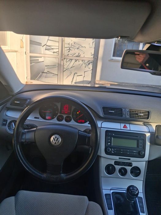 Volkswagen Passat B6 Sprzedam samochód