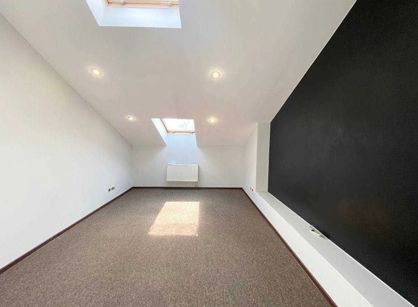 Продаж 260 кв.м. вул.Щекавицька  30/39