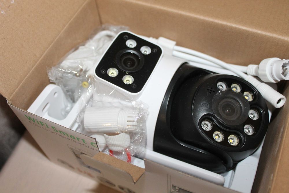 Wi-Fi поворотна камера з двостороннім звуком