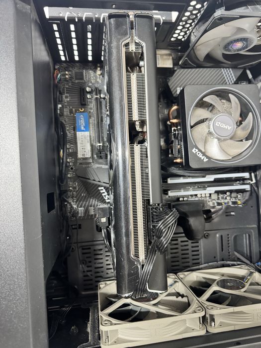 XFX AMD Radeon™ RX 5700 XT