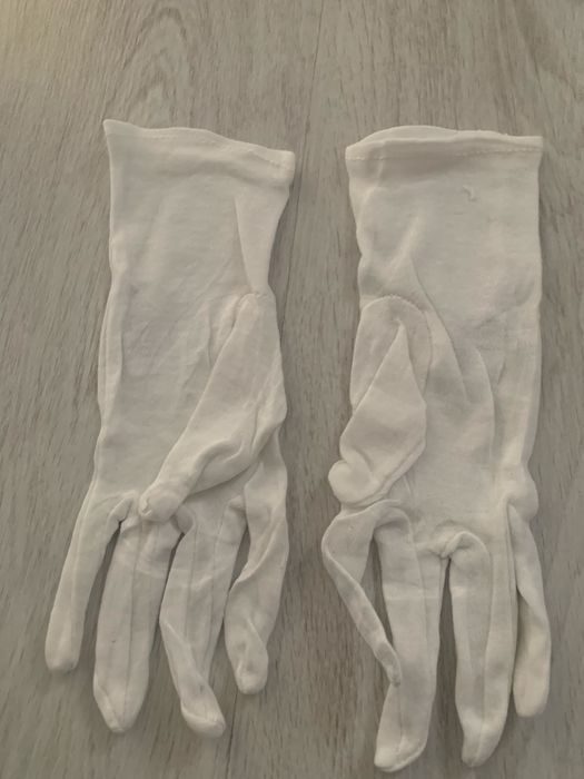 Biale rękawiczki kosmetyczne