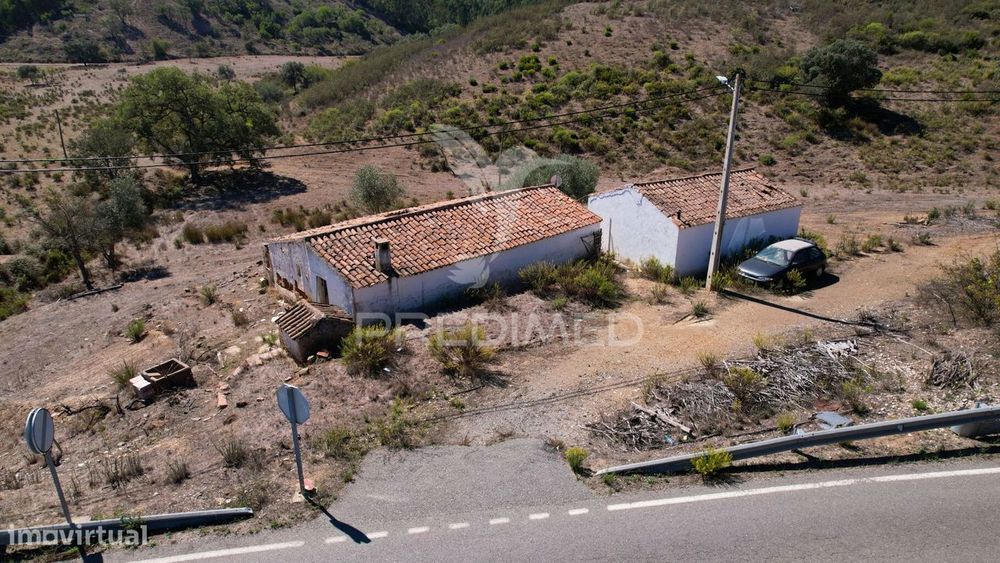 Casas em Ruinas