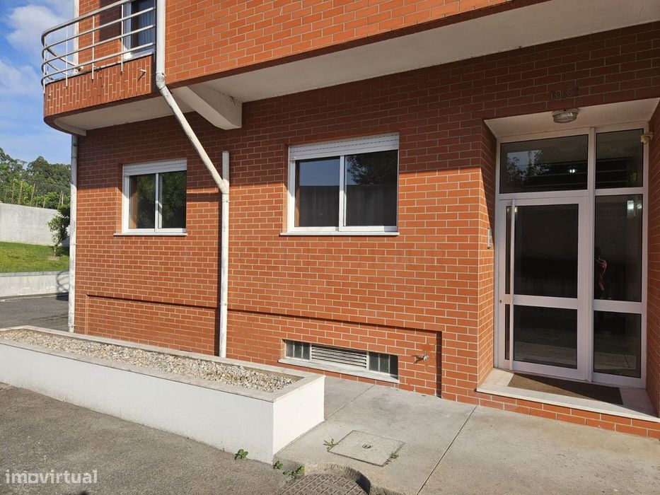 Apartamento T3 Remodelado em Condomínio Fechado | Grijó